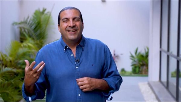 الدكتور عمرو خالد