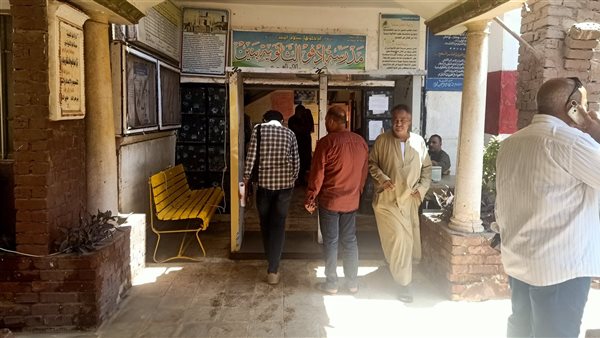 توافد طلاب الثانوية