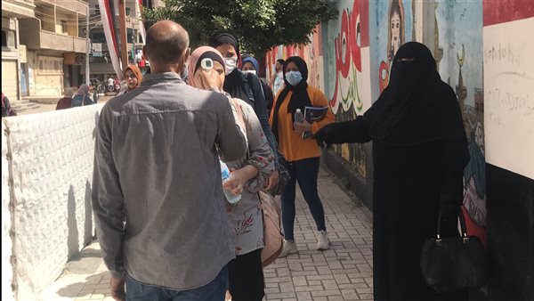 طلاب كفر الشيخ أثناء