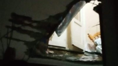 نيابة الإسكندرية تعاين حادث انهيار سقف عقار ووفاة ربة منزل