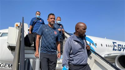 فريق النادي الأهلي يصل مطار القاهرة بعد تتويجه بالنجمة الأفريقية العاشرة