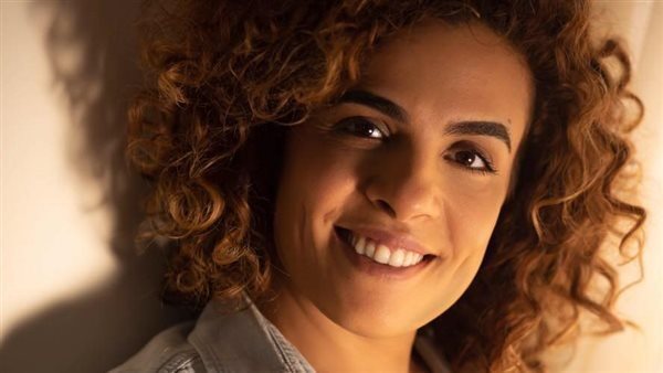 الفنانة يارا جبران