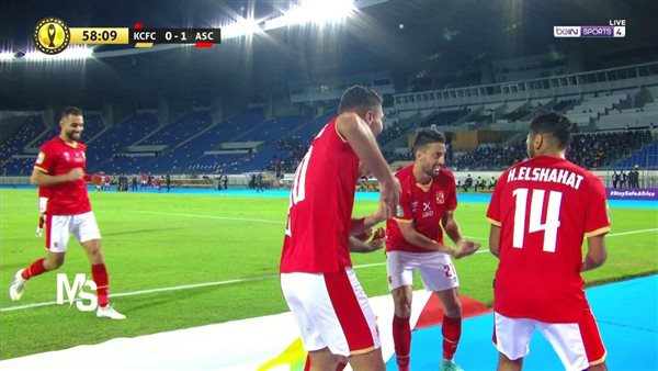 محمد شريف يمنح هدفه