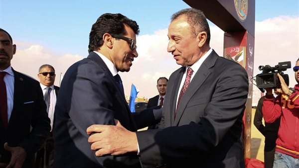 أشرف صبحي ومحمود