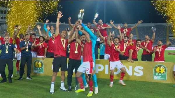 تتويج الأهلي 