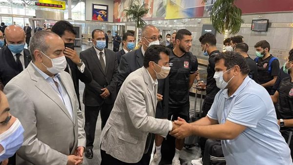 وزيرا الطيران والشباب