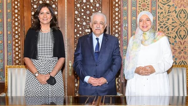 اجتماع التعليم مع