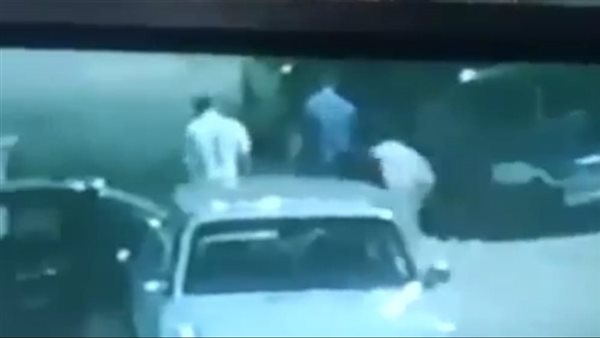 لحظة التعدي على طبيب