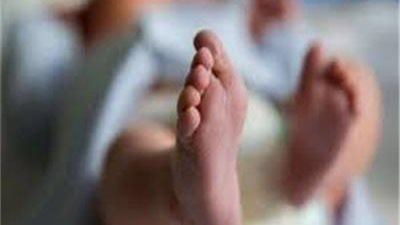 علاقة غير شرعية.. التحقيق في واقعة العثور على جثة طفل بحمام عيادة طبيب في البدرشين 