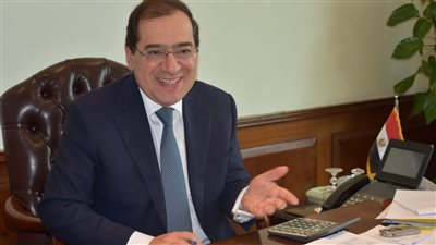 جولة تفقدية لوزير البترول والثروة المعدنية بمحطات تشيل أوت بالقاهرة الجديدة