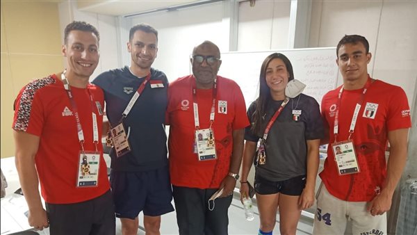 منتخب السباحة من