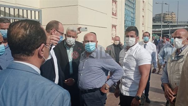 وزير النقل في محطة