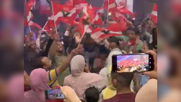 عريس بقنا يحتفل بزفافه