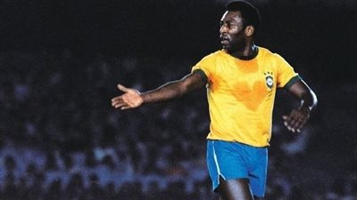 بيليه يقارن بين ميسي ورونالدو.. ويتحدث عن أبرز 10 لاعبين في التاريخ