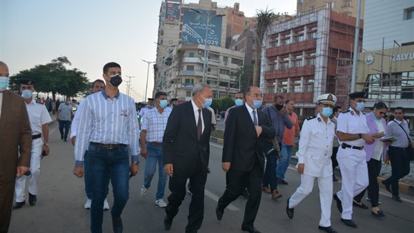 محافظ القليوبية ومدير