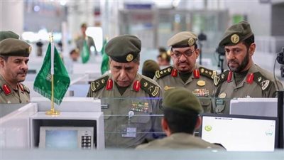 السعودية تبدأ تمديد صلاحية الإقامات وتأشيرات الزيارة دون مقابل مادي