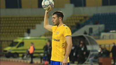 شفط دهون و5 مشاركات.. ماذا قدم رضوان شريفي مع الإسماعيلي؟