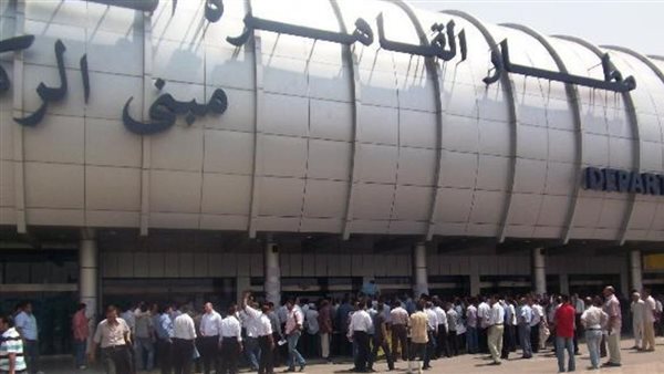 مطار القاهرة