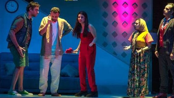 مشهد من إحدى العروض