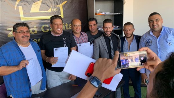 جانب من المعترضين