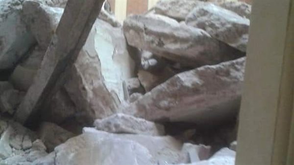 انهيار جزئي لعقار