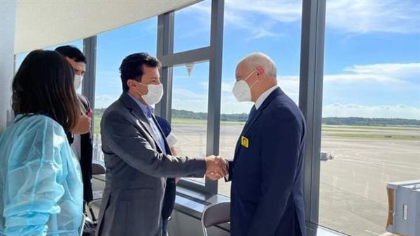  وزير الشباب والرياضة