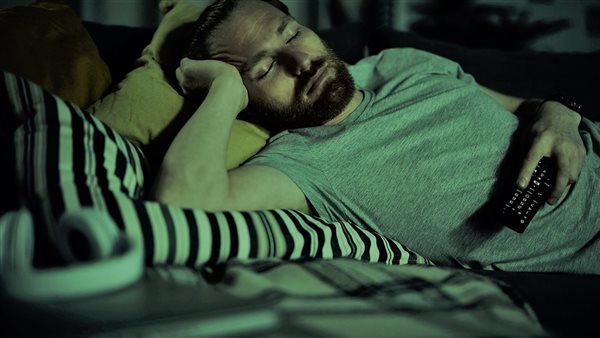 النوم أثناء مشاهدة