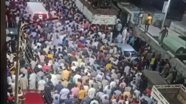 تشييع جنازة أسرة