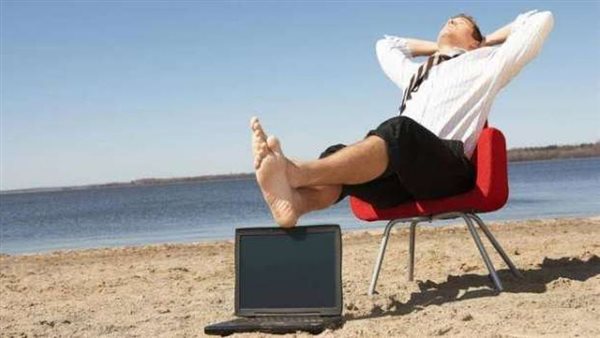 إجازة للموظف ـ أرشيفية