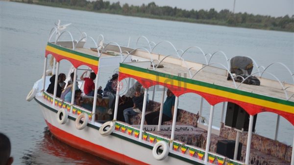 إقبال المواطنين على