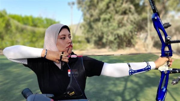 أمل آدم خلال لعبة