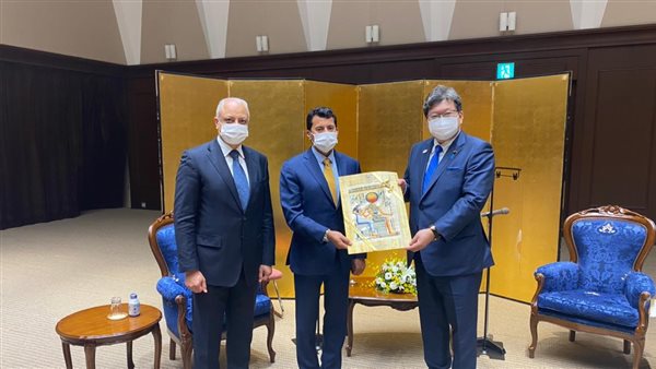 وزير الشباب والرياضة