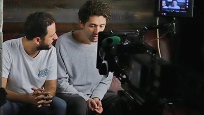 كريم محمود عبد العزيز ينشر صورة من كواليس 