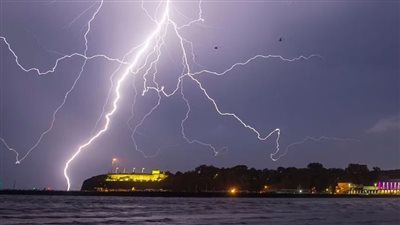 العواصف تهدد 45 مليون أمريكي بسبب سوء الأحوال الجوية حتى الخميس المقبل