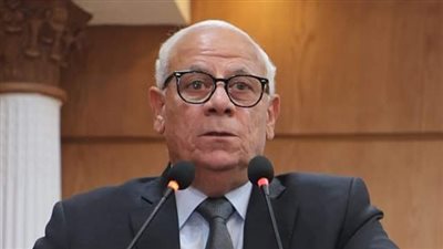 محافظ بورسعيد يشيد بجهود الأجهزة التنفيذية والأمنية خلال عيد الأضحى