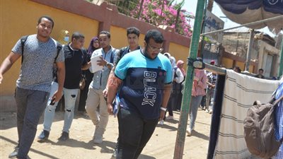 طلاب بالأقصر: 