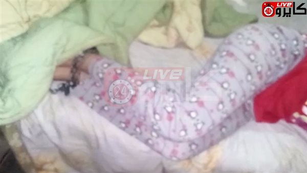 الفتاة التي تم تقييدها