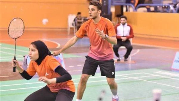 الريشة الطائرة