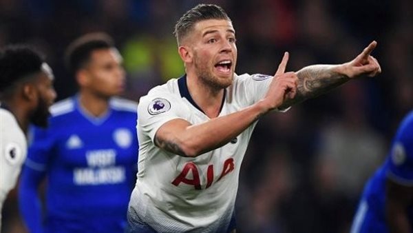 مدافع توتنهام