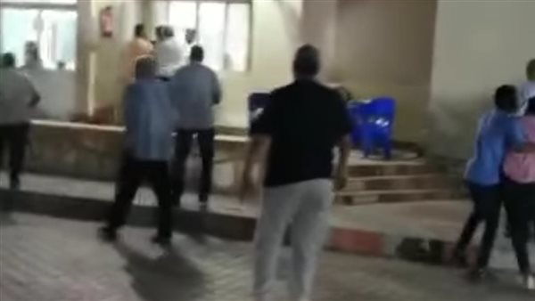 تجمهر أعضاء النادي