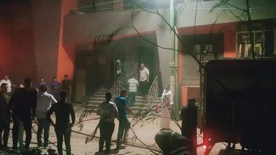 حريق بكافيه شهير في بنها (صور)