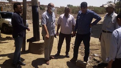 هبوط أرضي في مطاي بالمنيا.. ورئيس المركز ينتقل للمعاينة