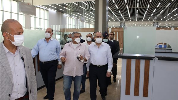 وزير الطيران ونائبه