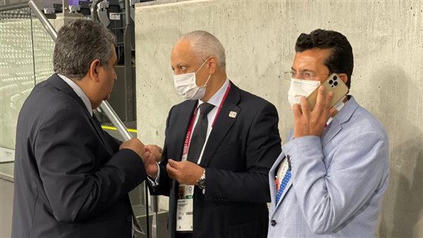 وزير الرياضة وأحمد