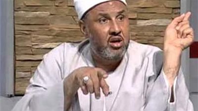 نفاق أم حرص على مصلحة الغير؟.. حكم تقديم المذنب للنصح فيما ينقصه من طاعة