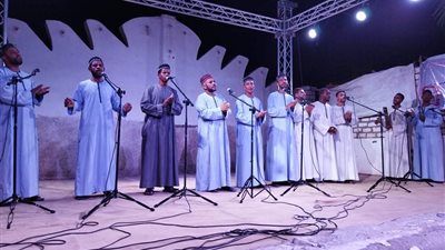 انطلاق عروض المسرح المتنقل في أسوان‬ (صور)