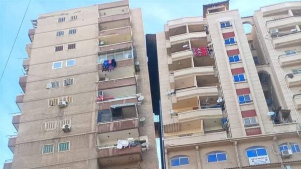 عقار مائل بالإسكندرية