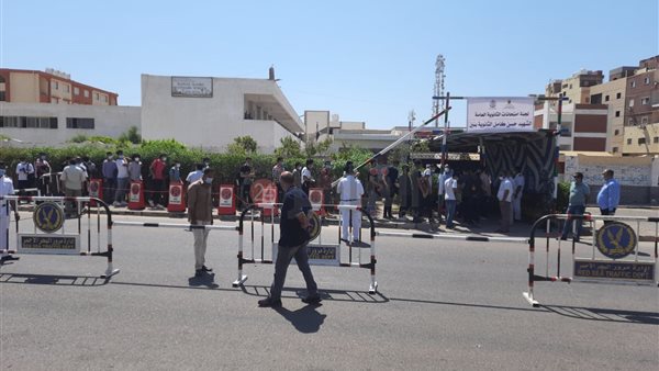 طلاب الثانوية بالغردقة