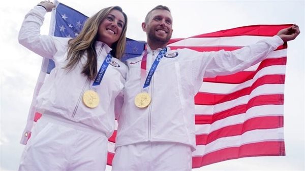 فينسنت هانكوك وأمبير