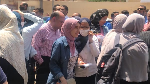 طلاب الثانوية في